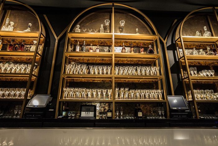 Saint Yves' arched back bar